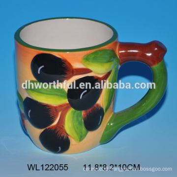 2016 new style ceramic mug with olive pattern with handle